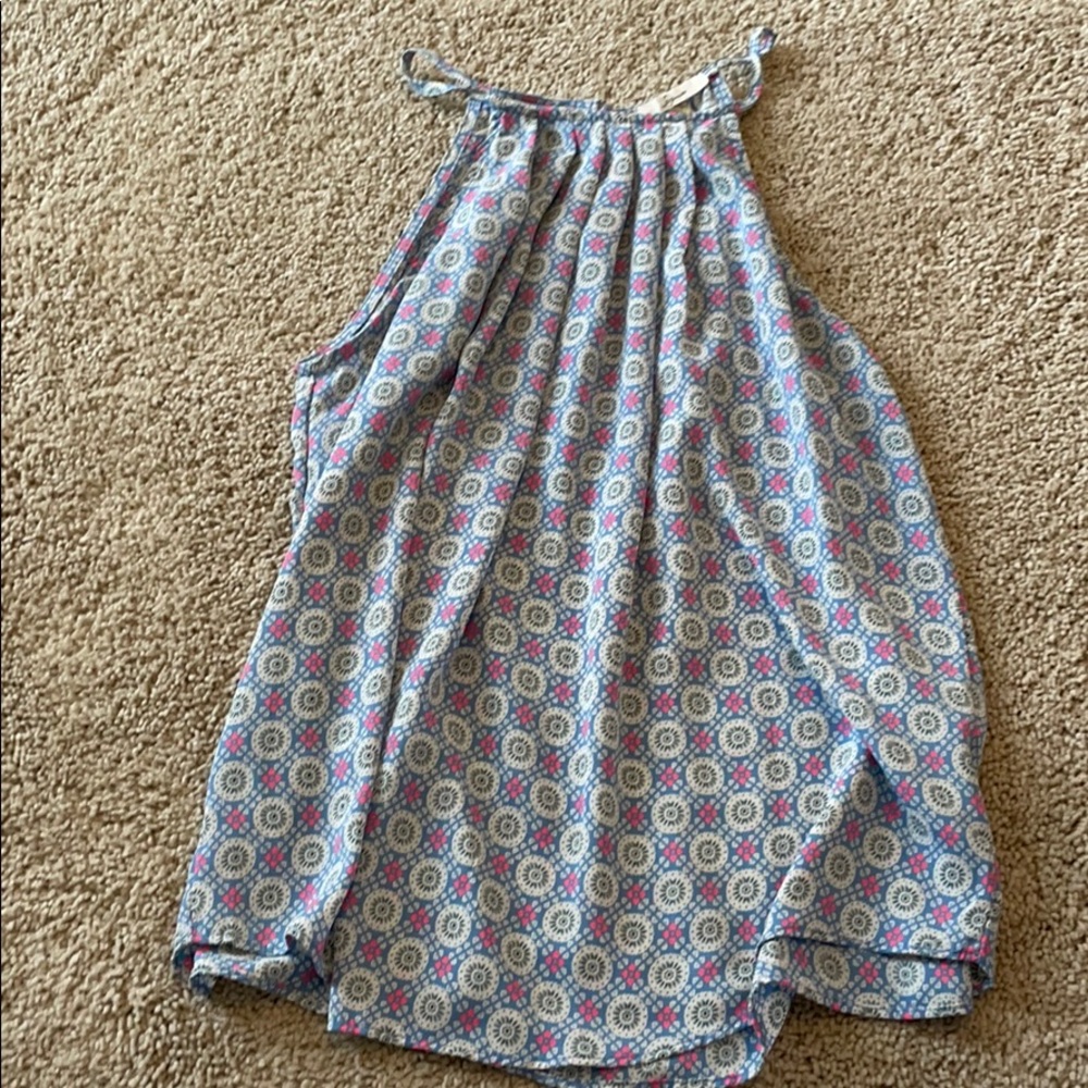Sleeveless top